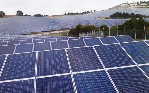 2017年底全球太阳能微型电网容量累计近308兆瓦